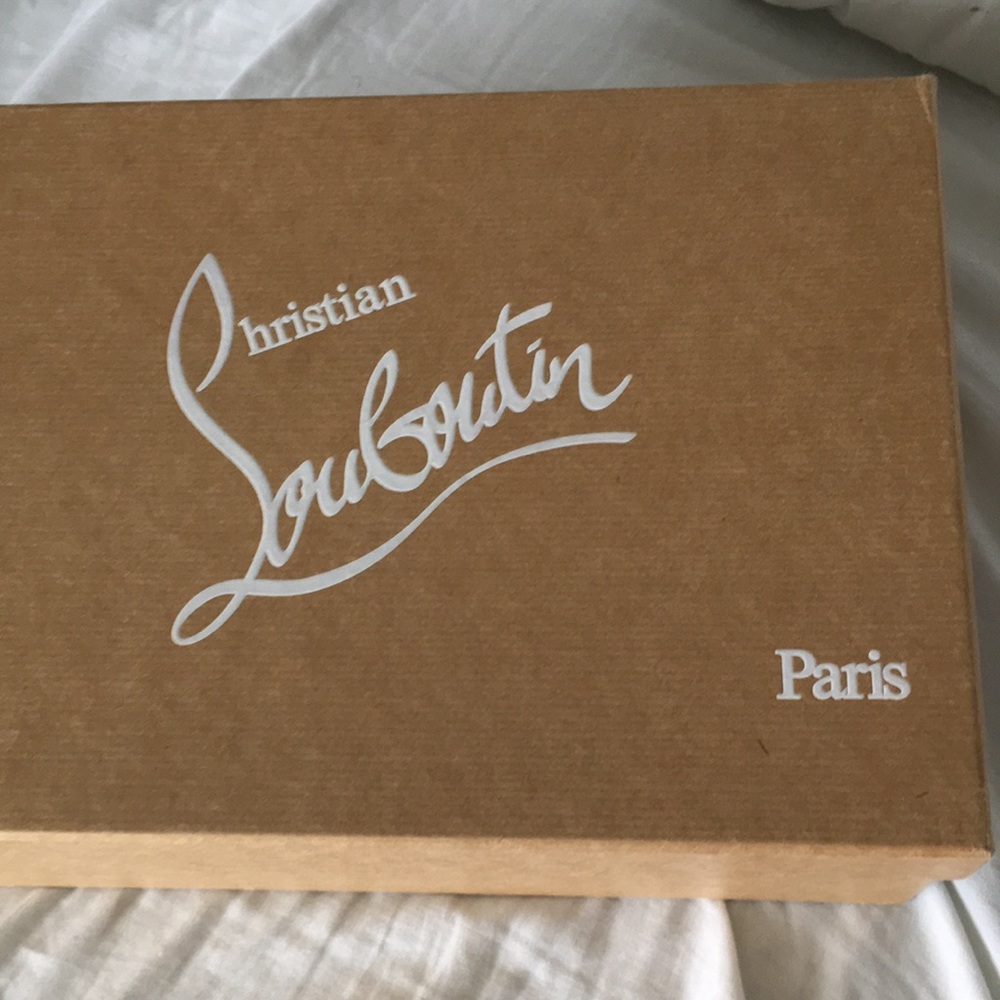 Christian Louboutin Shoes So Kate size 34.5 ( very small ) for small feet !